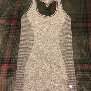 NWOT New Balance Workout Tank - size Medium
